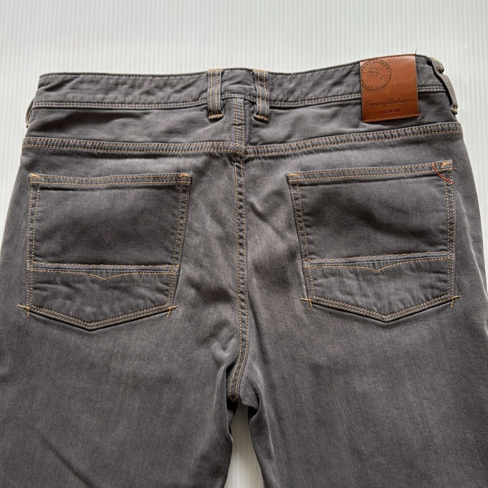 Tommy Bahama Gray straight leg Men's Jeans. Size 33 x 32